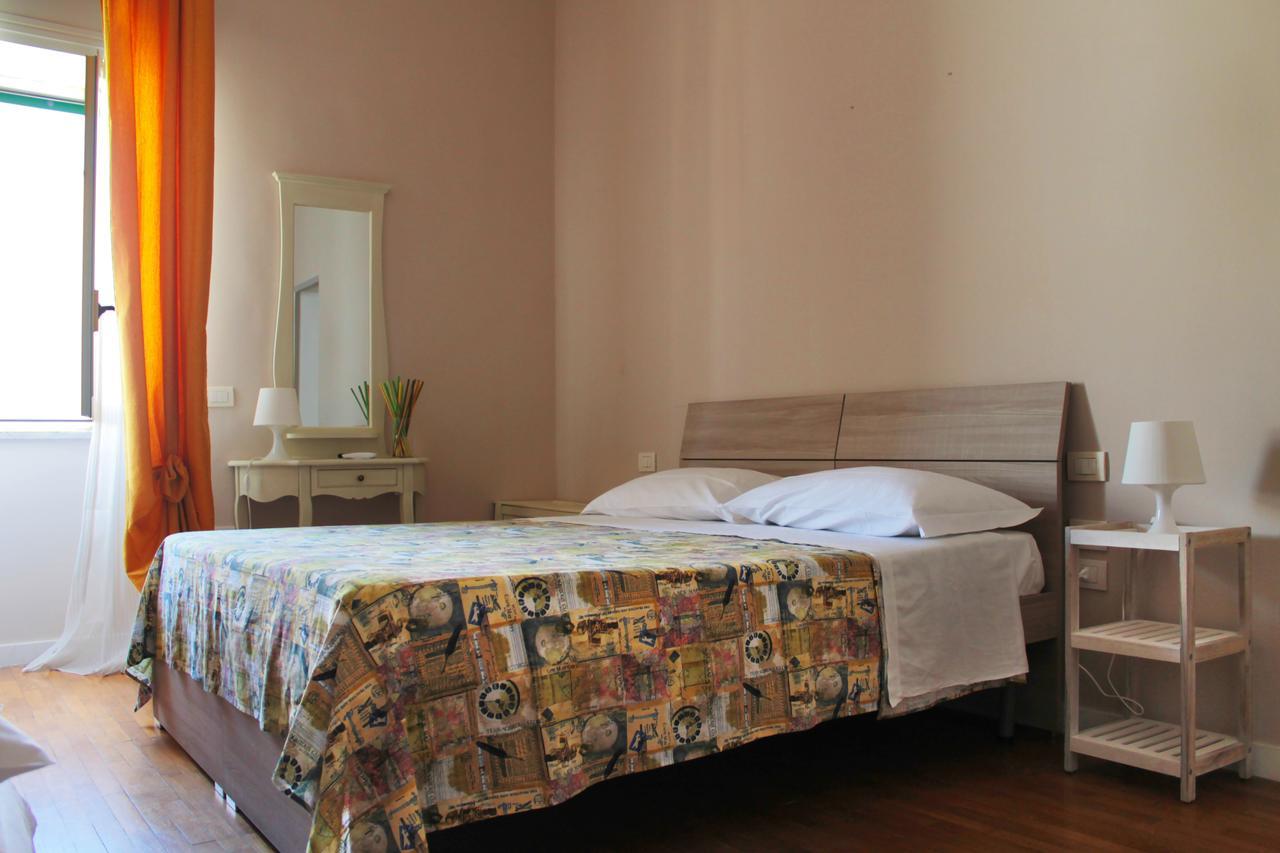 Vesuviane 'E Belle 'Mbriane B&B Napoli Eksteriør bilde