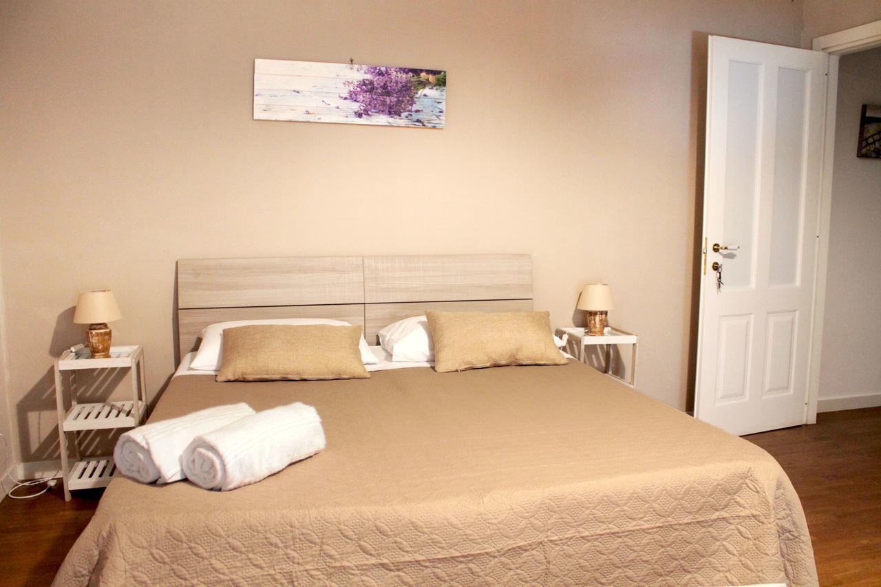 Vesuviane 'E Belle 'Mbriane B&B Napoli Eksteriør bilde